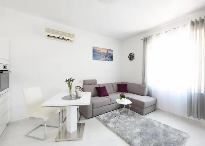 Апартаменти Lant Задар